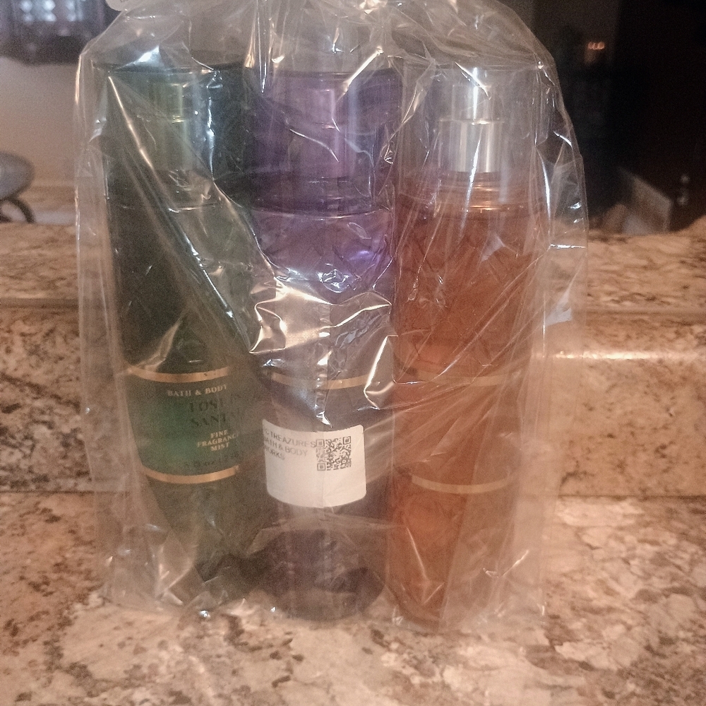 Bath & Body Works three-piece set fine fragrance mist.  Three Piece Set New - Picture 5 of 5